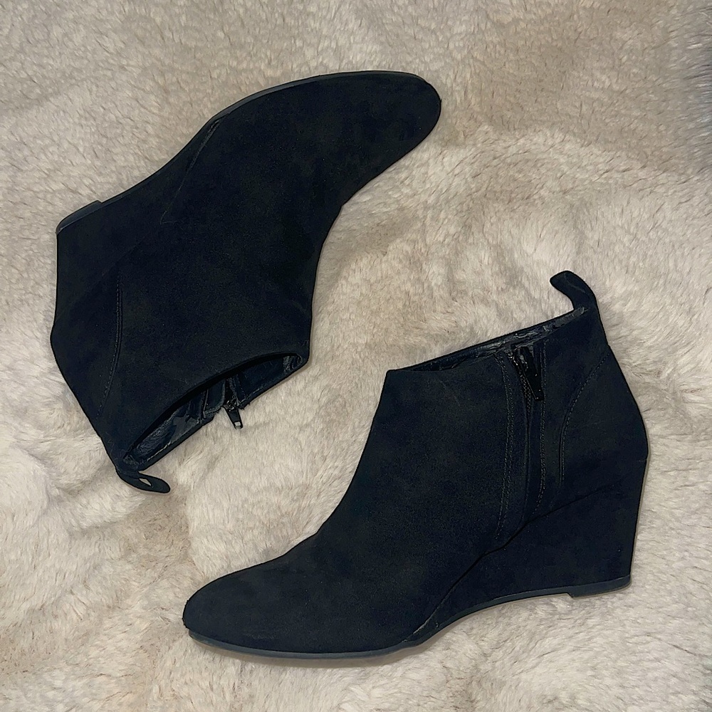 Black Ankle Booties With Heel
